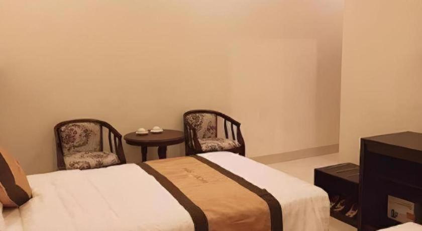 Hotel Lucky Star